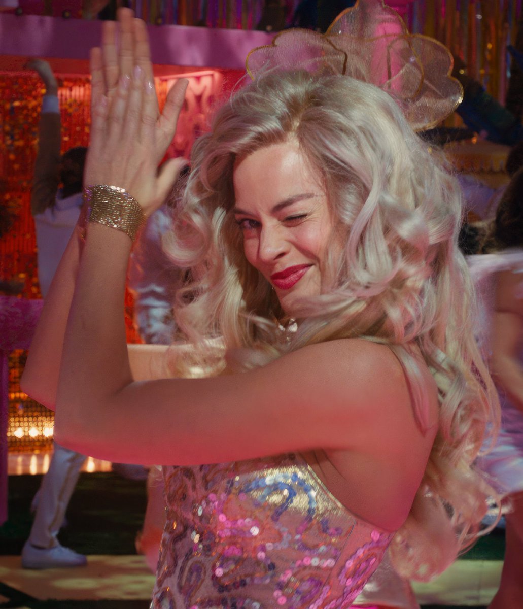 FilmUpdates's tweet photo. Greta Gerwig’s #Barbie is coming to IMAX for one week only, starting September 22.

Never-before seen post-credit footage will also be shown. https://t.co/tIyC0l1qoZ