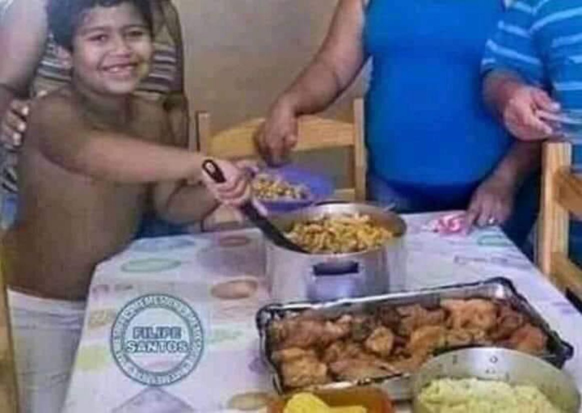 "fica a vontade  vc é de casa"
eu: