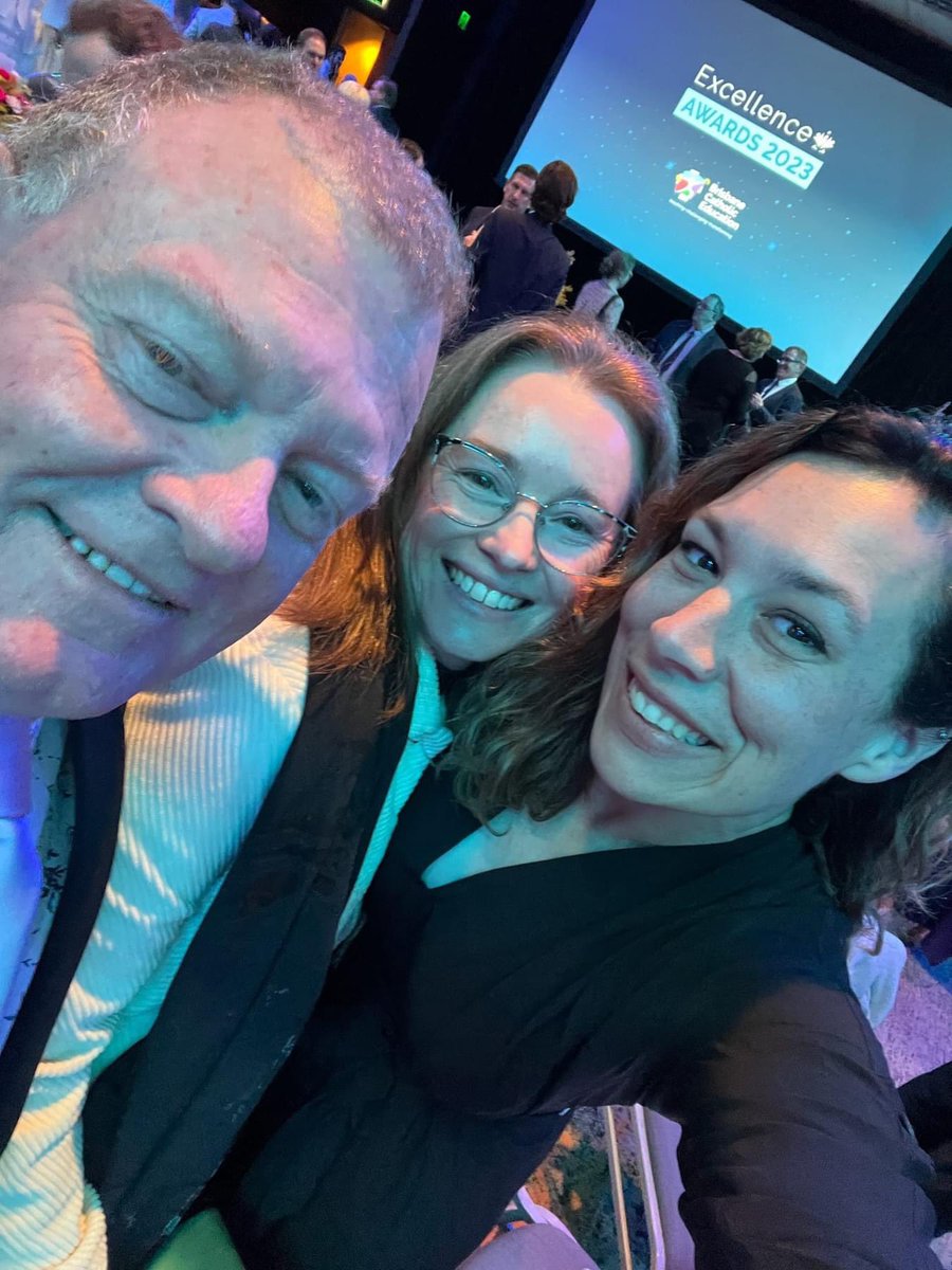 art_cathyhunt's tweet photo. When you have a school, colleagues and friends like these, you’ve already won everything. Feeling very grateful today for the work I am able to do, and the people I am privileged work with, who share in the profound joys and immense challenges of teaching #ADEdu #edu #teaching https://t.co/WjxXxtMIWf