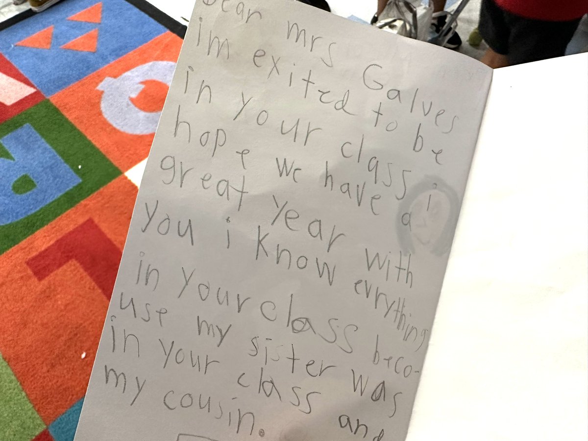 leahod's tweet image. I would also be very excited to be in @mrblglvz’s class, too.  What a perfect 1st day of school card. ❤️ #teampershing #d100inspires