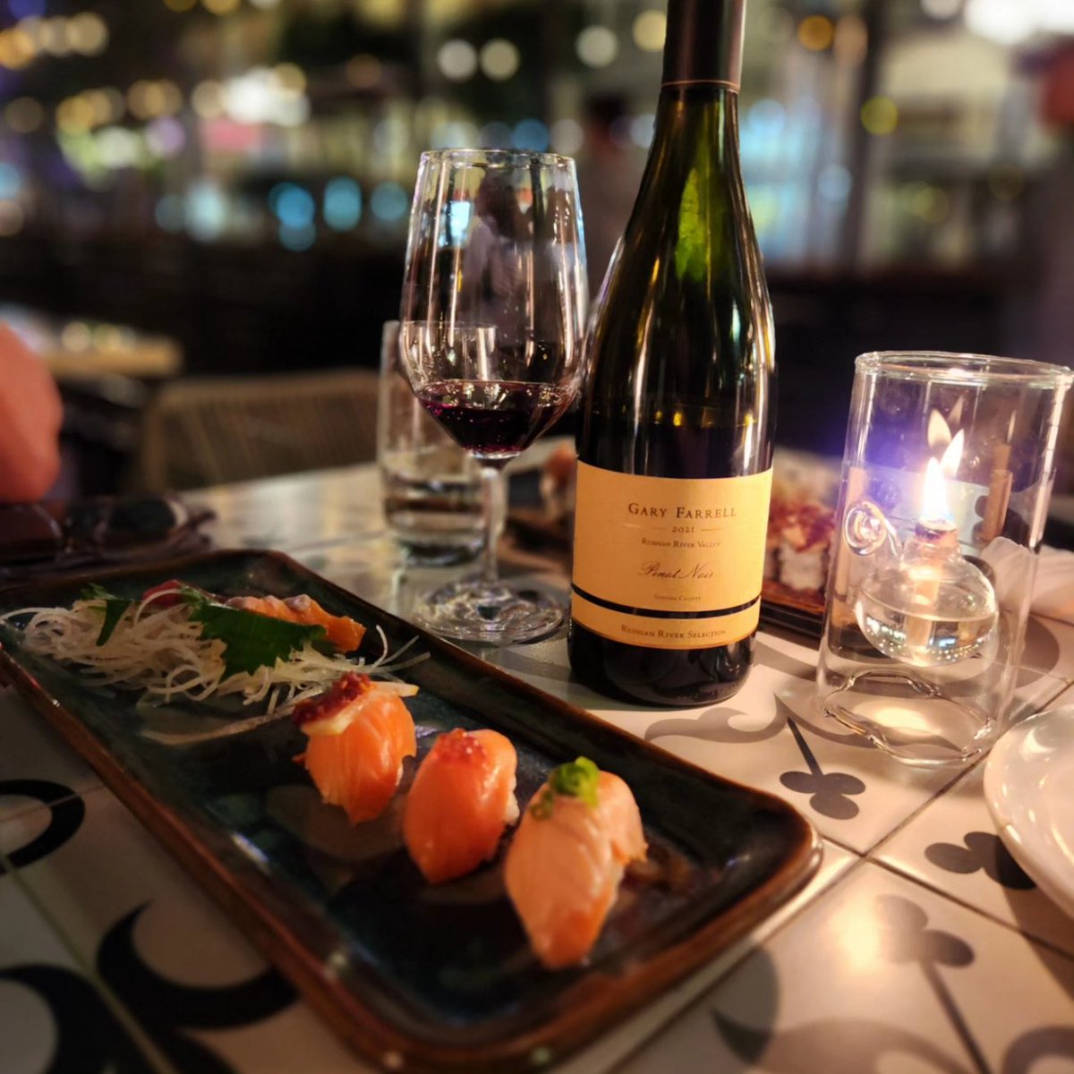 When (in) #SanDiego gotta hit @lionfishsd @PendryHotels @WorldofPinot @SanDiegoMag @SonomaWineries #pinot #wine #sushi #foodie @damewine @suziday123 @winewankers @jwalkermobile @VinousReverie @wineworldnews