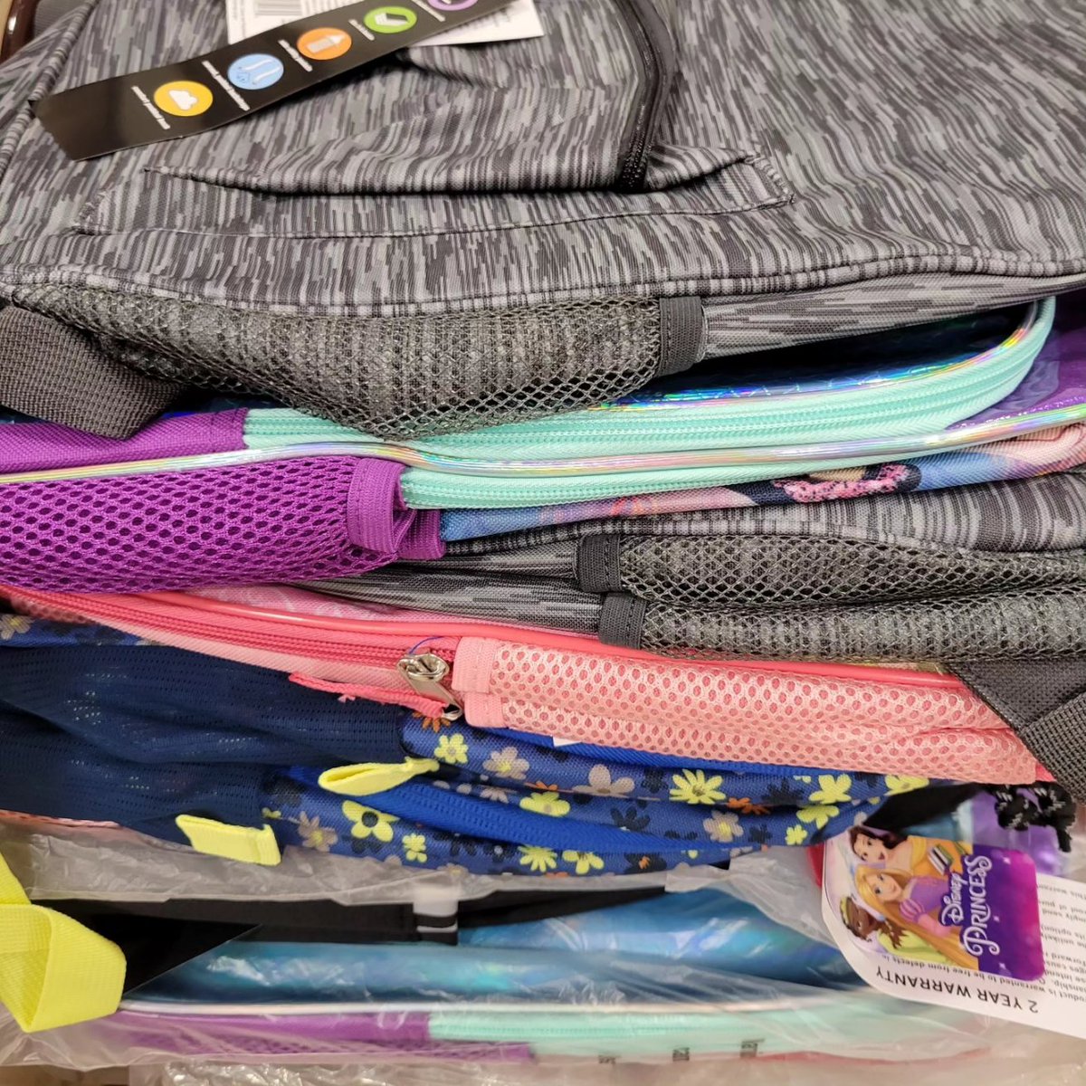 growatncf's tweet photo. Thank you to all who have donated supplies or monetarily to our Back to School Drive! You are supporting children of all ages in our community, and we couldn't be more grateful!

We are gearing up and the packing stage is almost complete. 🙌🏾 https://t.co/lygiVszu2m