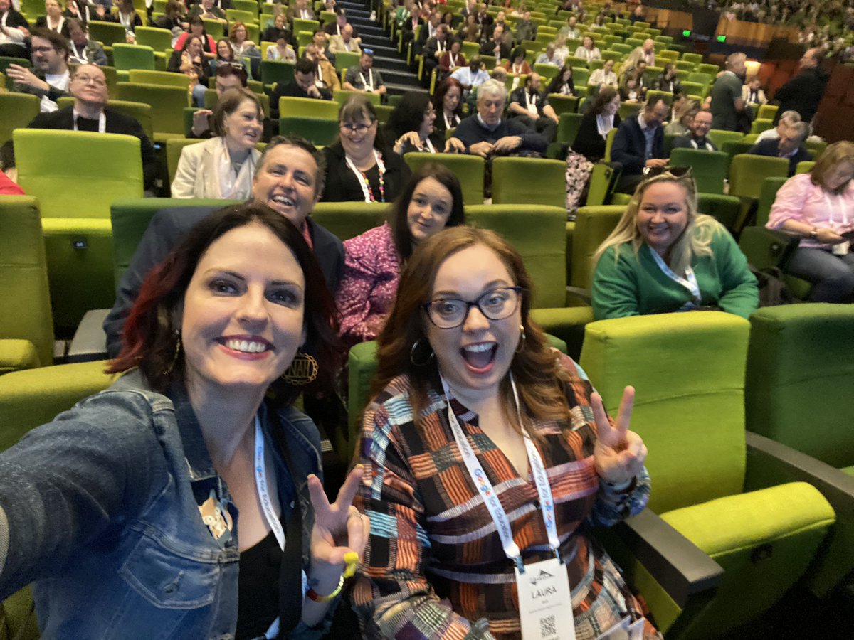 msmiriamscott's tweet photo. All the cool kids sit at the front! 🤘
@larubain @EduTECH_AU #edutechau #edutech23 https://t.co/KtHtqOLlut