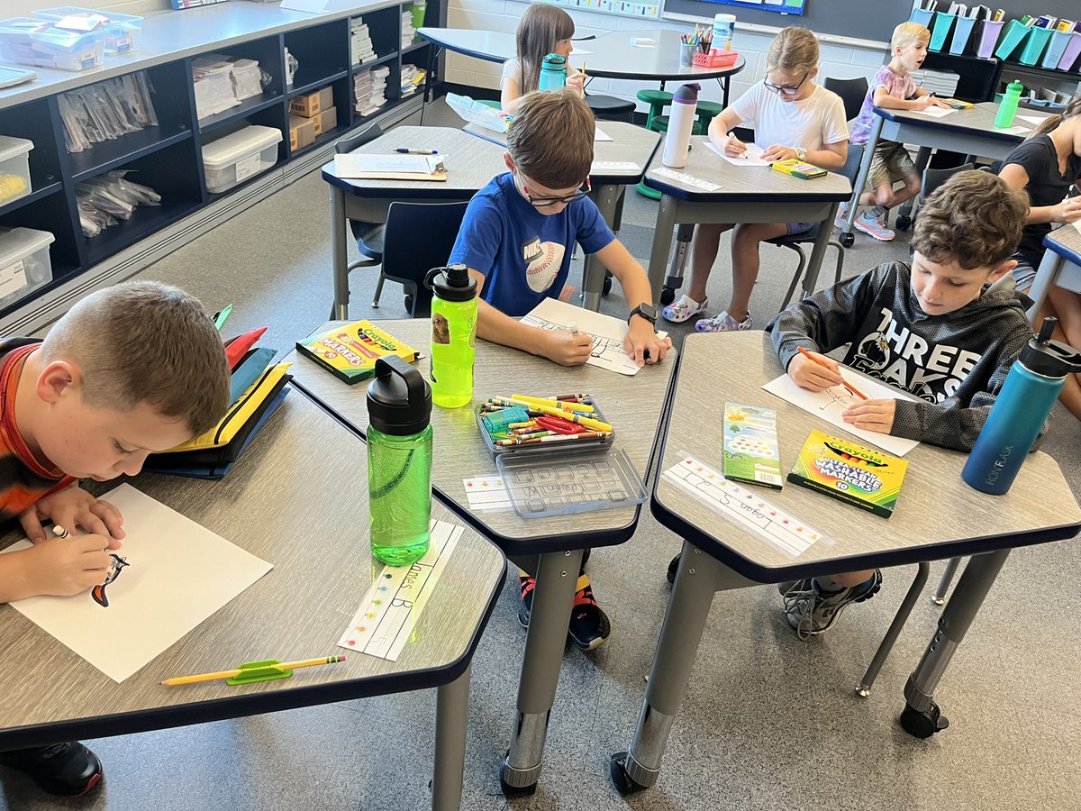 MsBuckley4's tweet photo. Day 1  ✅  
Today we read “The Book of Mistakes”. Students then created a beautiful design or picture from their “mistake” @3OaksEagles #d26 https://t.co/wQKTQzr8zm