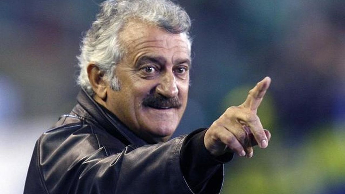 🎯 David Vidal da en el clavo en <a href="/OndaCero_es/">Onda Cero</a>.

🗣️ "Mientras los hombres en 100 años de fútbol sólo han conseguido ganar un Mundial, las mujeres, con 5 como profesionales, ya son las mejores".