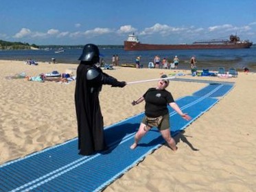 VisitMuskegon's tweet photo. ✔️ Ship Spotting
✔️ Accessible Beach
✔️ Darth Vader
It's 𝐀𝐋𝐋 right here in Muskegon County!
📸 @ohstc7 on Instagram
#PureMichigan #Muskegon #boatnerd #shipspotting #accessiblebeach #accessible #wheelchairfriendly #wheelchairaccessible #accessibletravel #DarthVader https://t.co/RV0pYVaV22