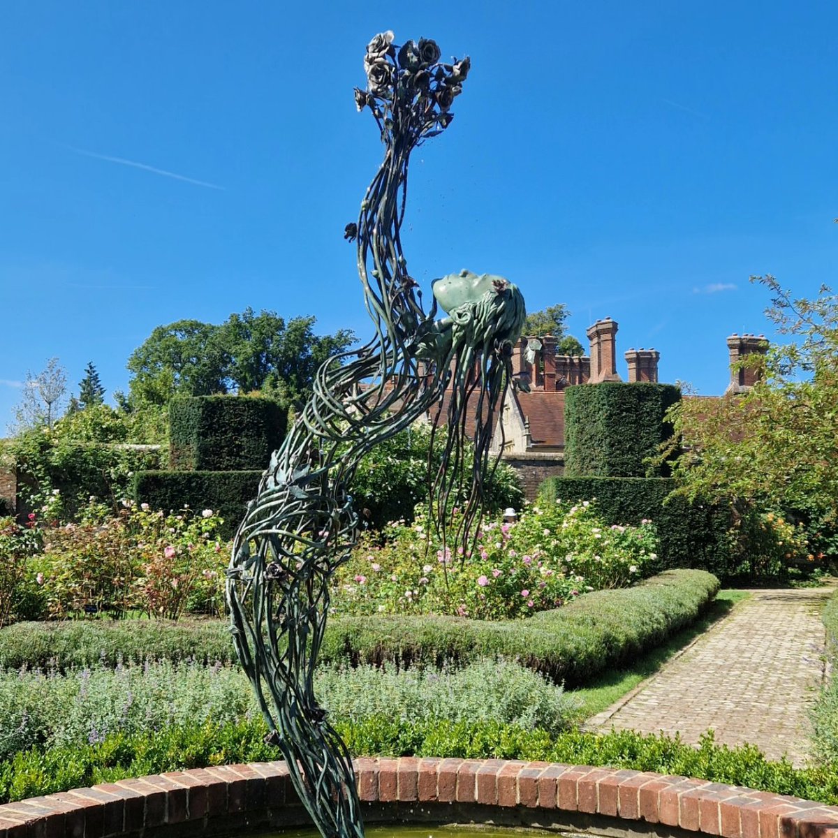 Victoria White tweet media