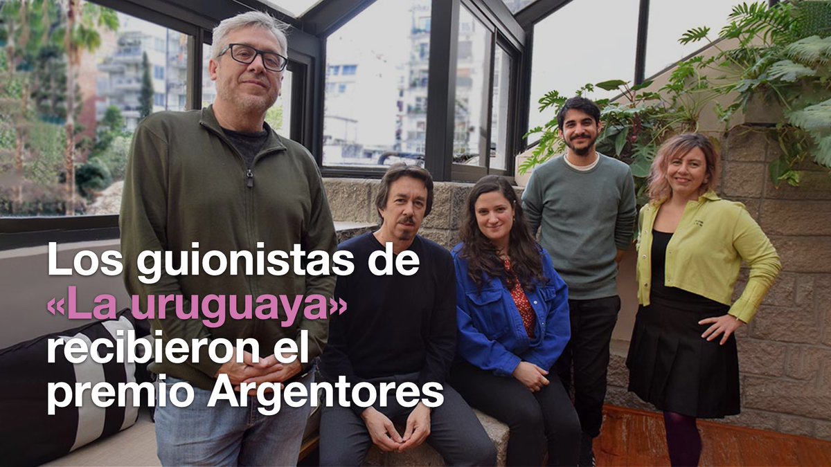 ComunidadOrsai's tweet photo. «La uruguaya» sigue regalándonos momentos hermosos. La primera película de Orsai, que está en cartelera en los principales cines de Argentina y Uruguay, ahora recibió el Premio Argentores que había ganado en el Festival Internacional de Cine del Fin del Mundo.

(+) https://t.co/WzHdEhYBpM