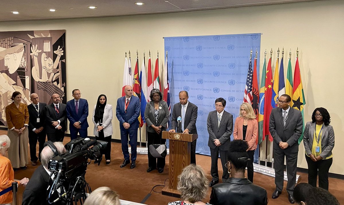Over 18 million people are in need of humanitarian assistance in #Myanmar; 2 million are displaced; & over 15 million people are food insecure. Following #UNSC closed consultations with @UNOCHA,🇦🇱🇧🇷🇪🇨🇫🇷🇬🇦🇬🇭🇯🇵🇲🇹🇲🇿🇨🇭🇦🇪🇺🇸🇬🇧delivered a joint statement ➡️bit.ly/3OOSZQT