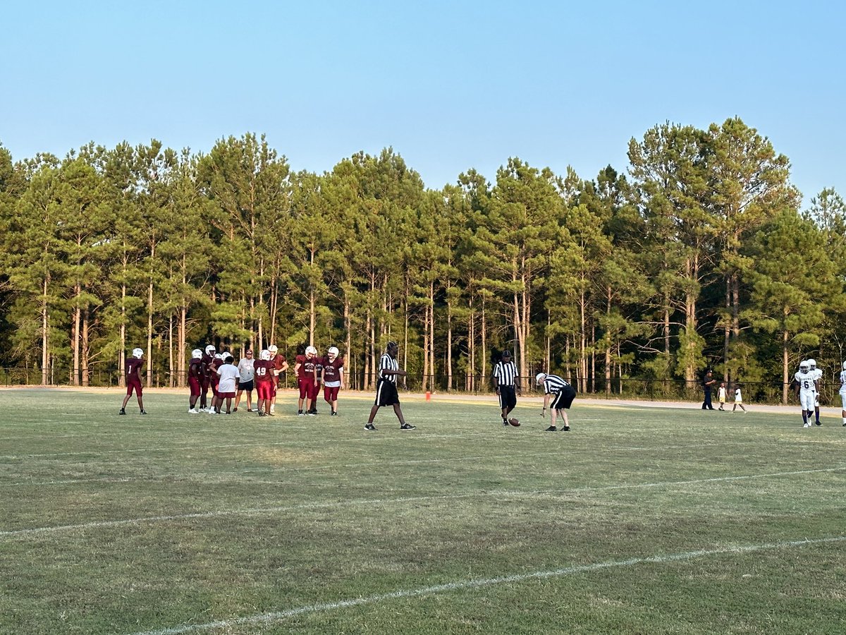 WKMSHawks's tweet photo. Great to see our Warhawks on the field. #wkmsproblemsolvers https://t.co/yRgNdS4G7o