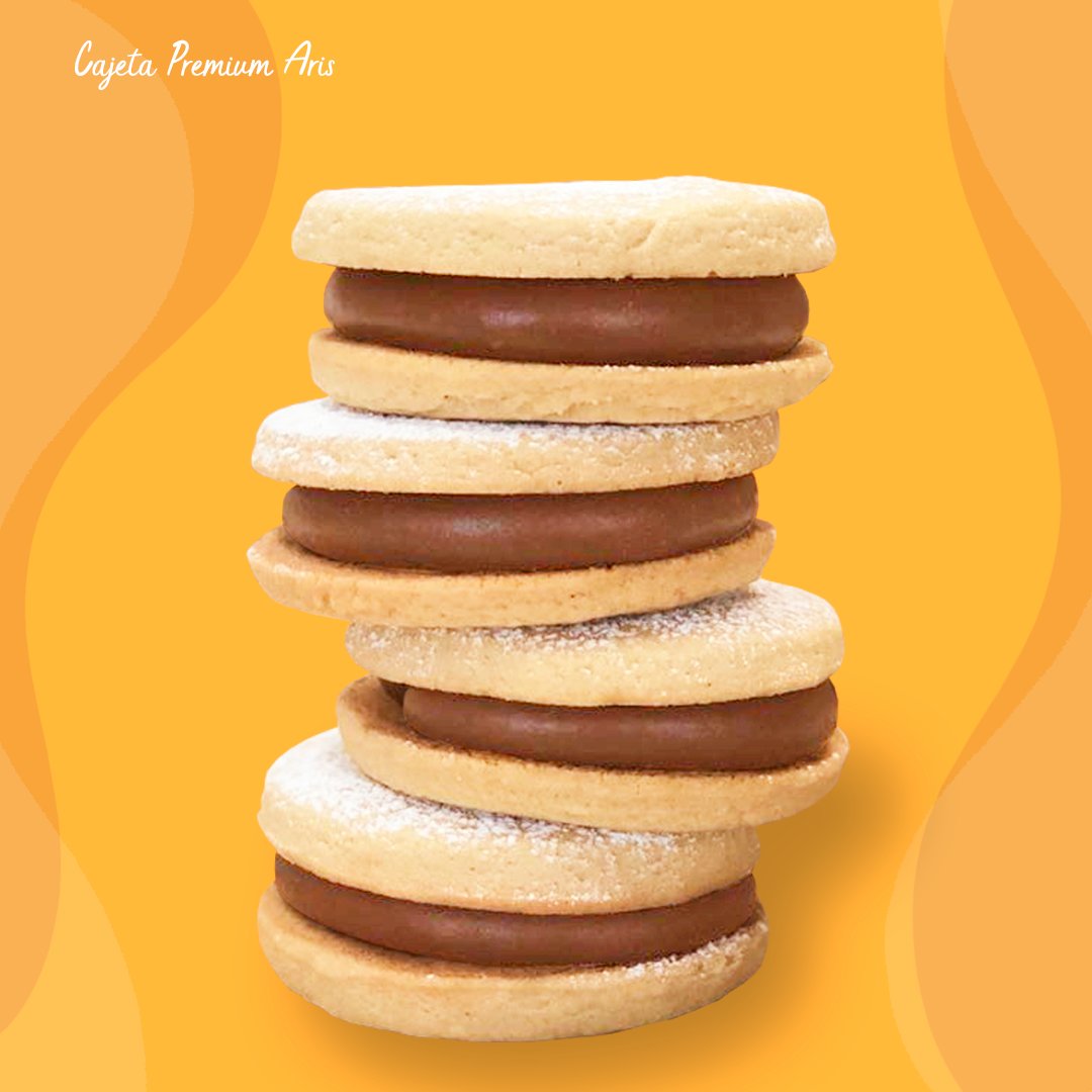 🍰📷¿Buscas una cobertura que eleve tus postres al siguiente nivel? Nuestra Cajeta Premium es la clave. Perfecta para rellenar, cubrir y decorar, sus posibilidades son infinitas: desde #pasteles hasta #Alfajores, #galletas y más📷 

#BakeLikeaBoss