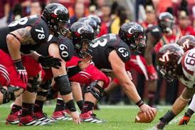 TreyBlue78's tweet photo. After a great conversation with @CoachCardwell_  I am blessed to have received an offer from the Cincinnati Bearcats! #GOBEARCATS
@CaryImpFootball 
@CaryCoaching101 https://t.co/I0MXbe4qDi