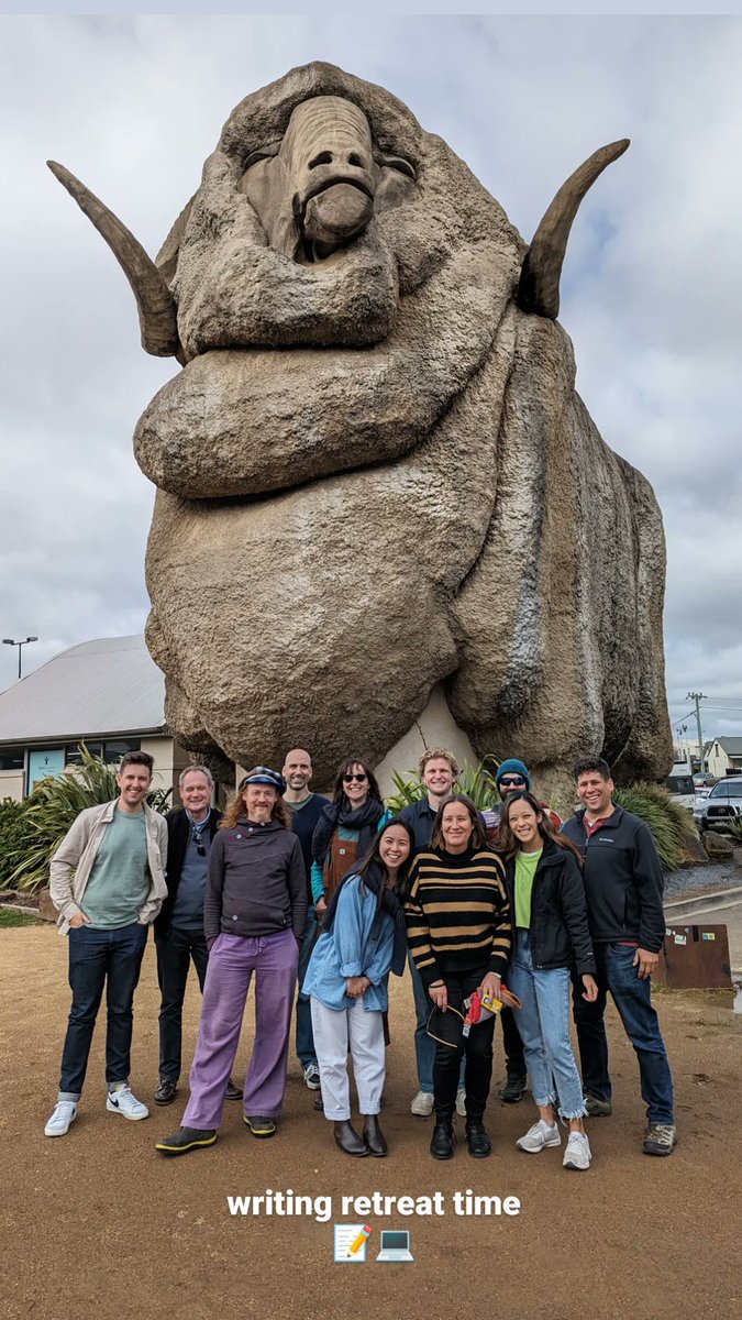 Jessica Lee (@jesssileee) on Twitter photo Writing retreat is on! World-class manuscripts in the making 📝💻
@Pop_Watson <a href="/meeleepeeleey/">Mike Le Pelley</a> <a href="/DanPearsonPsyc/">Daniel Pearson</a> <a href="/SBMost/">Steve Most 🧠</a> <a href="/JulieYLChow/">Julie Chow</a> @jake_embrey <a href="/garner_theory/">Kelly Garner</a> Writing retreat is on! World-class manuscripts in the making 📝💻
@Pop_Watson <a href="/meeleepeeleey/">Mike Le Pelley</a> <a href="/DanPearsonPsyc/">Daniel Pearson</a> <a href="/SBMost/">Steve Most 🧠</a> <a href="/JulieYLChow/">Julie Chow</a> @jake_embrey <a href="/garner_theory/">Kelly Garner</a>
