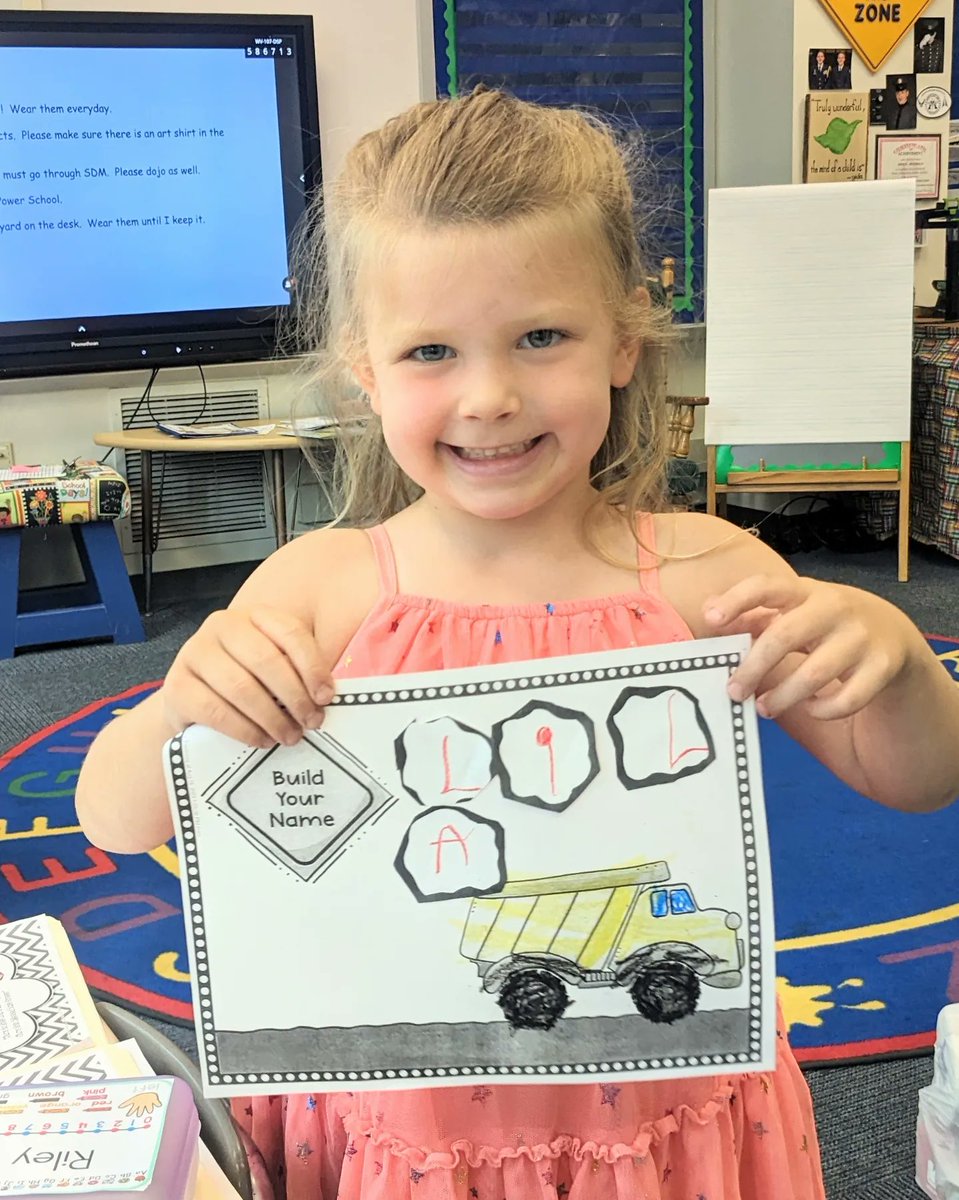 BakerLeadership's tweet photo. We had a really nice time in our new classroom for Kindergarten Orientation Day! Our new Teacher and classmates seem great! #NHProud #NHFirstDay @north_hills https://t.co/SWlrOGRw9O