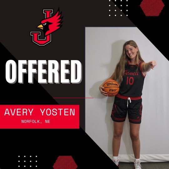 After a great visit I'm blessed to receive an offer from <a href="/Jewell_WBB/">William Jewell Women’s Basketball</a> !! A big thank you to <a href="/kyley_bachand/">Kyley J (Simmons) Bachand</a> and @jasmine98harris for believing in me and for the opportunity!! So excited!