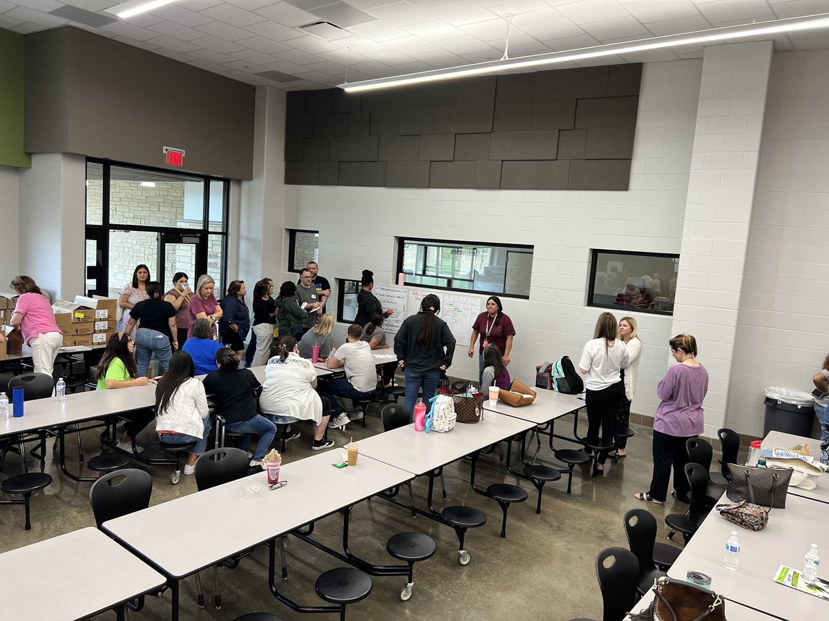 Melissa Cardamone tweet media