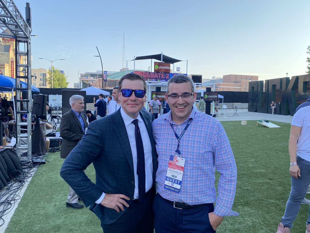 dkilada's tweet image. Got to meet the one and only @MichaelDuncan (again) and @RuthlessPodcast at the Presidential Debate!