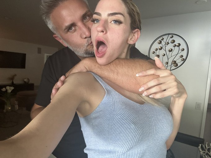 Got my pussy stuffed today by another legendary cock @KeiranLee 🔥🔥🔥🔥 https://t.co/8BfxfND1eu