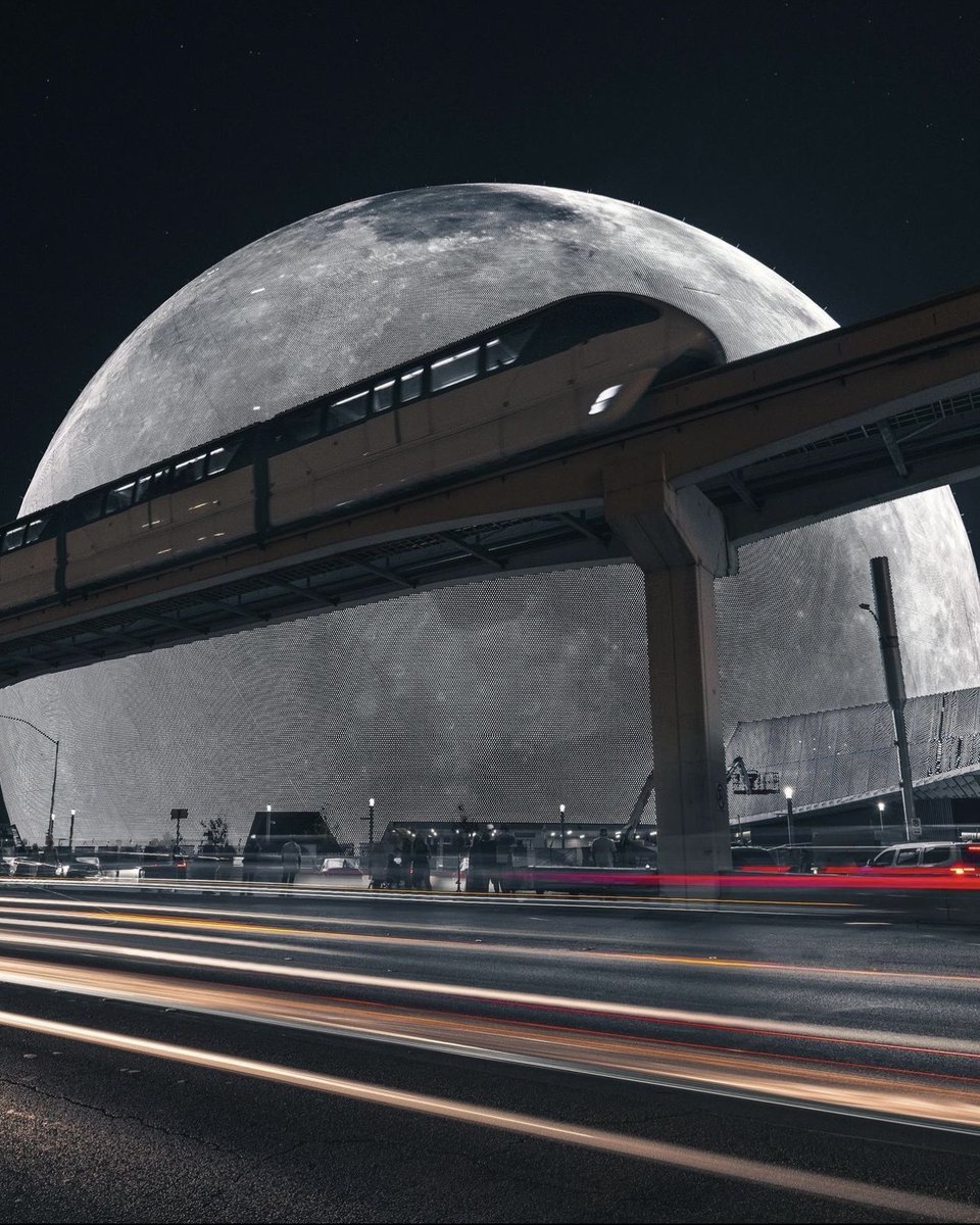 SphereVegas's tweet photo. Fly me to the moon 🌙

📷: michaelbittle (IG) https://t.co/zjdtmBbzDd