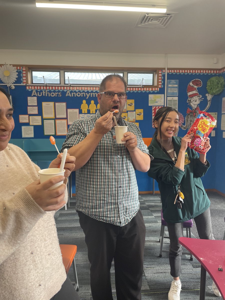 PuhinuiS's tweet photo. We had an absolute BLAST doing some super science experiments here at @PuhinuiS for staff professional development earlier this week!

All of our teachers are ready to EXPLODE with knowledge to bring the wonderful world of science to our tamariki 🧪🧪🧪

#PuhinuiProfessors https://t.co/qtGDRYzBnv