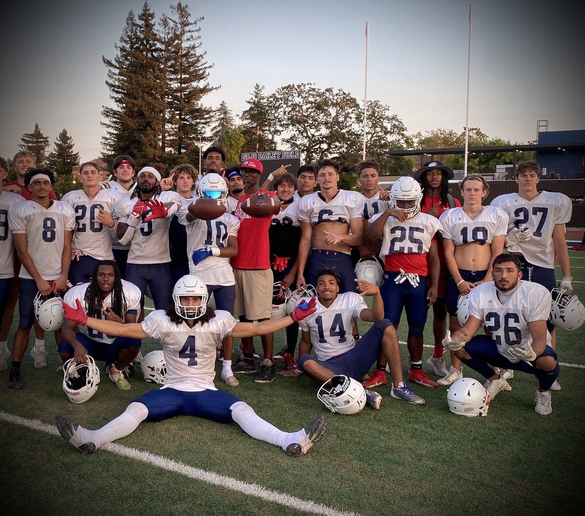 Corey81Nelson's tweet photo. Today we got another strong glimpse of something great. We are who we say we are, but some say we could be the best WR’s in the state of California! Soon y’all will find out.
#ICE #SRJCFootball https://t.co/THtqP1vSBu