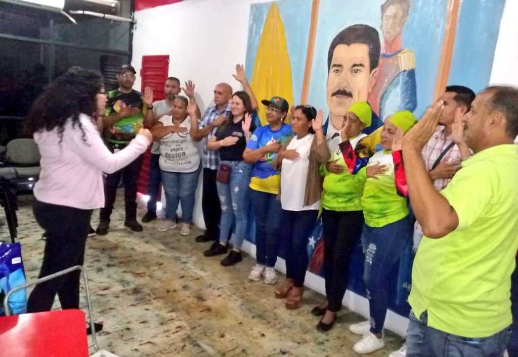 MonagasAlimenta's tweet photo. Con el objetivo de ampliar e impulsar los programas de atención social, fué Instalado de manera oficial la sala EMA en el municipio Bolivar donde se juramentó el equipo que asume ahora las riendas del Estado Mayor de Alimentación municipal. Seguimos Venciendo!
@MinAlimenVen https://t.co/JfwgrTAhzW