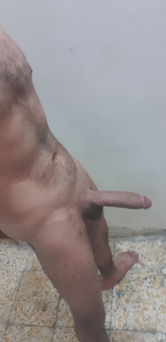 منو يحب لعبه ع طيز زوجتة