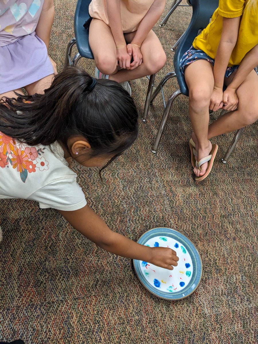 mrswillingham's tweet photo. We were mathematicians AND scientists in 2nd grade today! Most importantly, we learned how to have a growth mindset and that mistakes help us learn! 
@VV_Voyagers https://t.co/OFbpDm5uTV