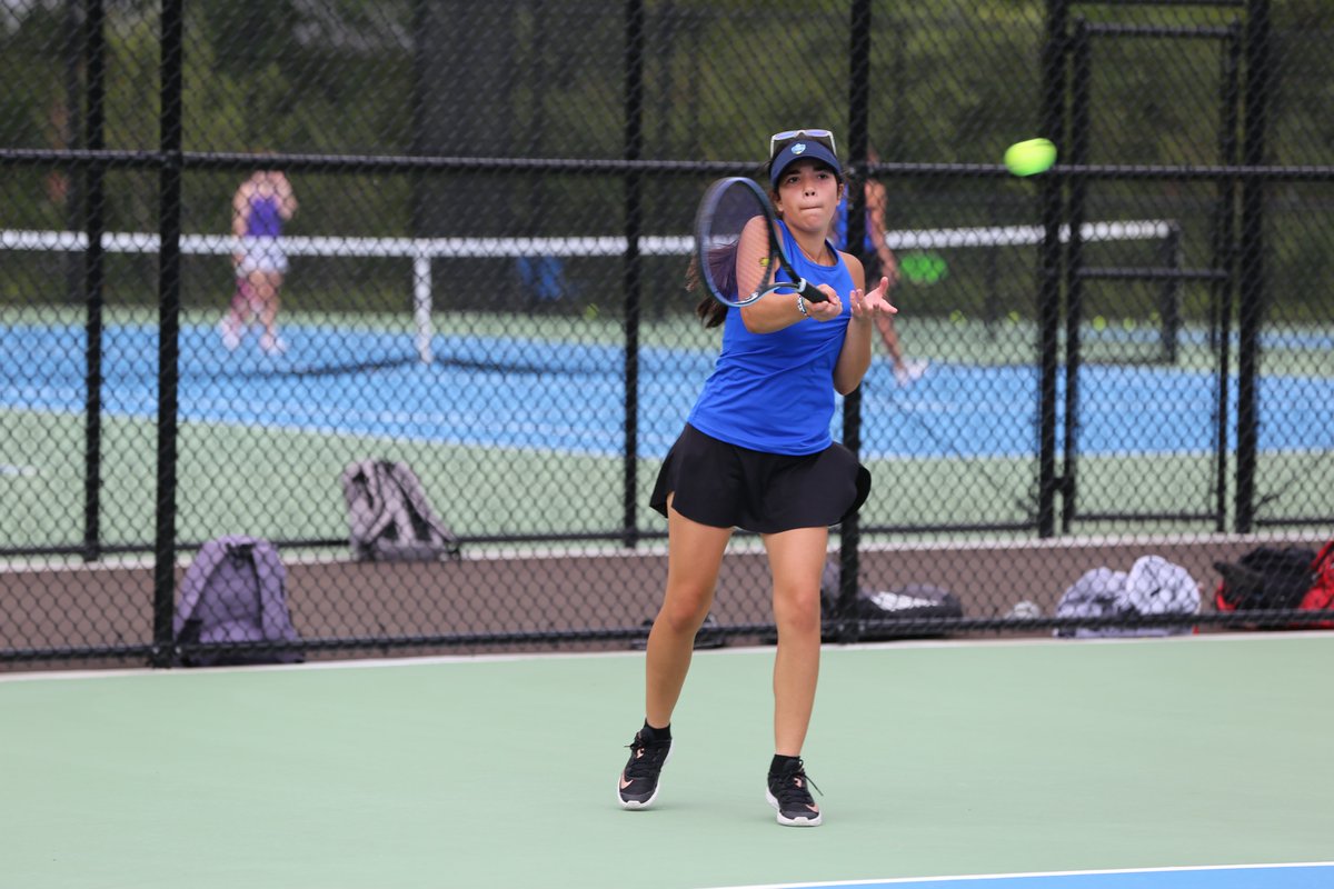 TennisGLHS tweet media