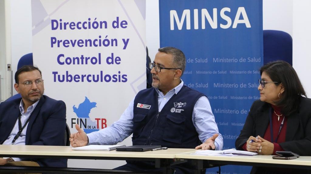 Minsa_Peru's tweet photo. Con el objetivo de cerrar las brechas en la vacunación nacional contra la covid-19 y el esquema regular, así como adoptar acciones sobre políticas de inmunización, el #Minsa realizó el Comité Consultivo de Inmunizaciones 2023. https://t.co/tSuAGcDIb4