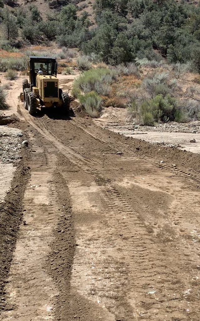 ShirlyYang's tweet image. Stranded at the #mountainspiritzencenter this weekend with the main connector bridge and roads destroyed by hurricane hillary. Grateful to #kerncountyfire and the Manteca fire dept who came to check on everyone and made the roads passable again. Thank you for your service.
