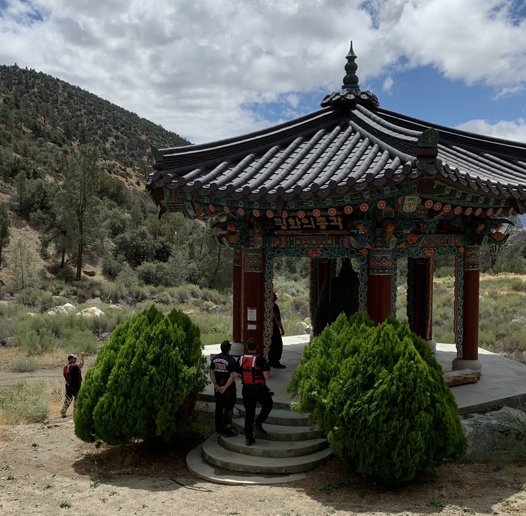 ShirlyYang's tweet image. Stranded at the #mountainspiritzencenter this weekend with the main connector bridge and roads destroyed by hurricane hillary. Grateful to #kerncountyfire and the Manteca fire dept who came to check on everyone and made the roads passable again. Thank you for your service.