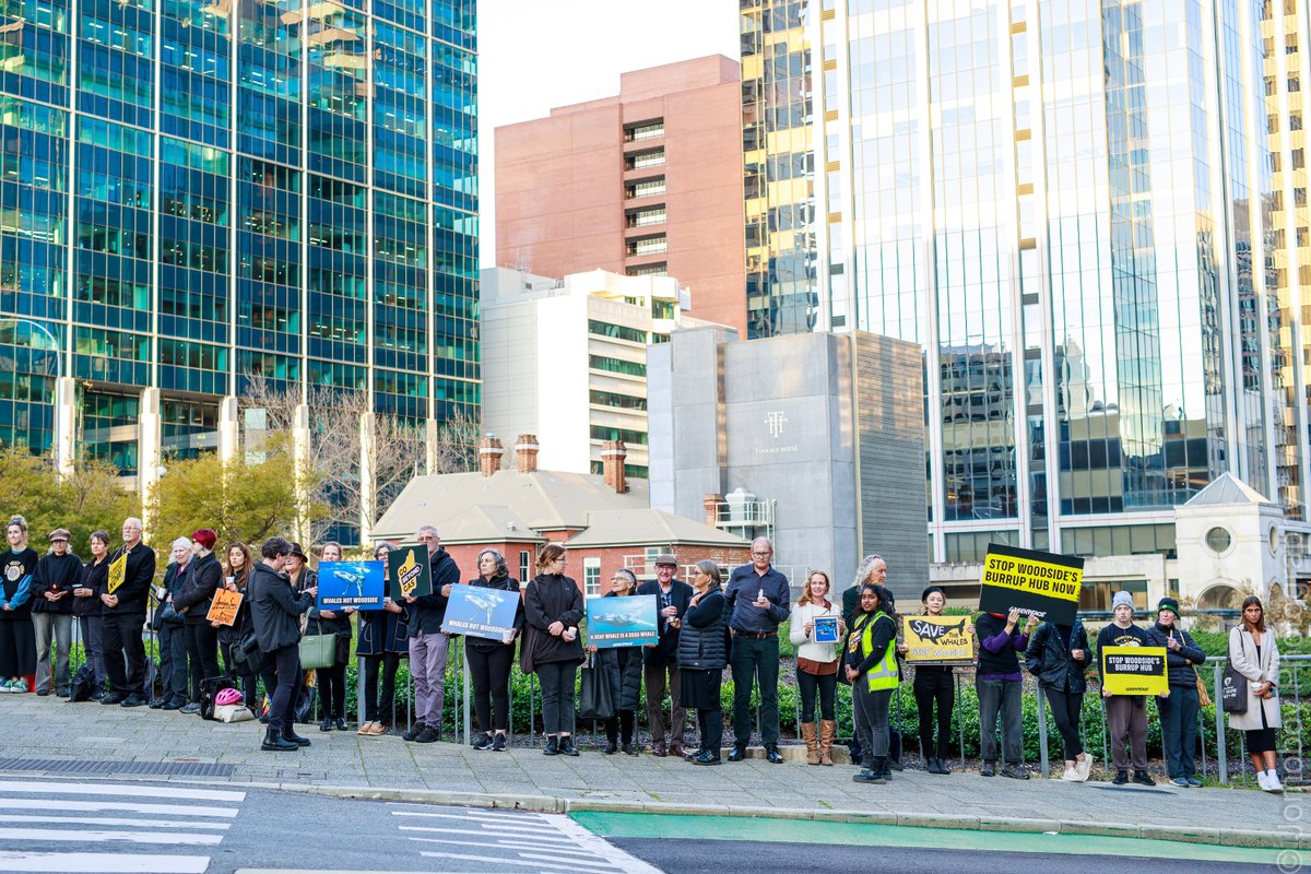 GreenpeaceAP's tweet photo. Across Western Australia - from Margaret River to Perth and up to Karratha - community members came together to oppose Woodside seismic blasting in WA waters. This is what community care and action looks like.
Let's #StopWoodside together!
📷@Kerryfaulk &amp; @jomoboy_photography https://t.co/dyCYqaL0nI