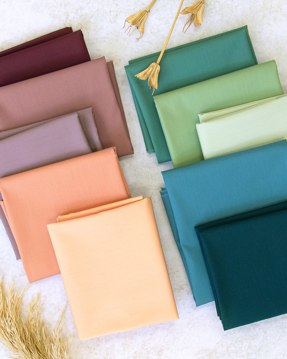 ArtGalleryFab's tweet photo. IN STORES NOW!
🎨 We're thrilled to introduce 20 fresh, NEW nature-inspired PURE Solids colors that have been added to our already amazing range - curated by the fabulous @suzyquilts!
#ArtGalleryFabrics #SignaturePURESolids #SuzyQuilts #FabricLove #InStoresNow #LoveQuilting https://t.co/7VHkZ6RMto