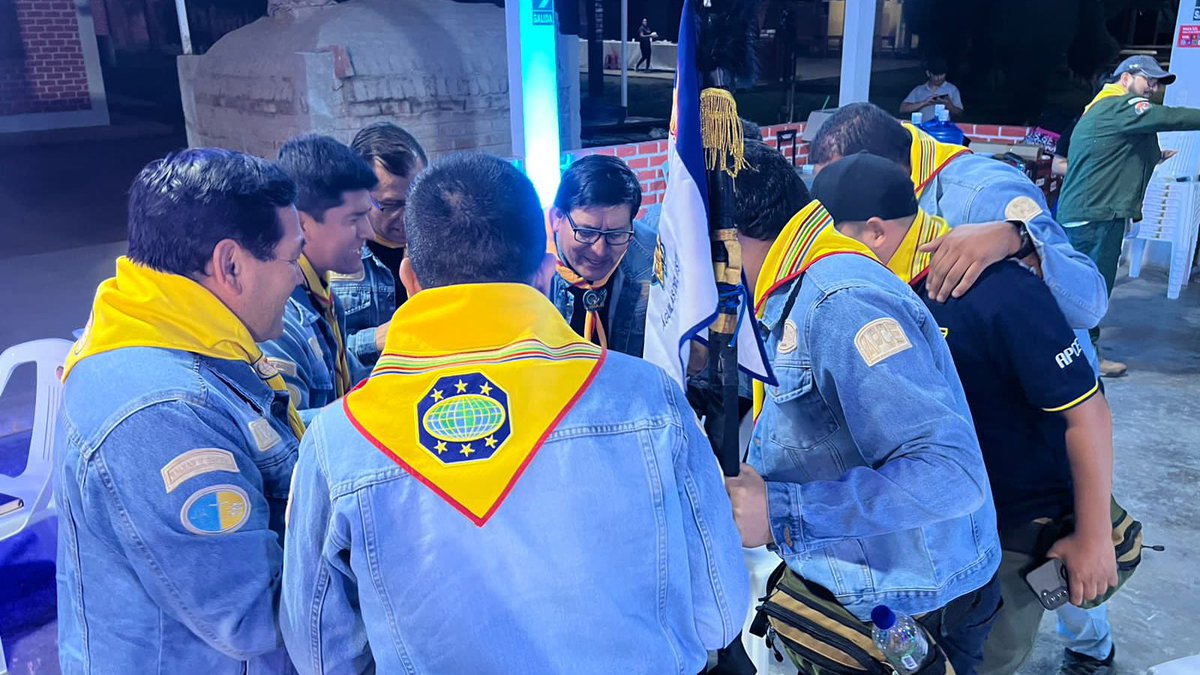 AdventistasUPN's tweet photo. En el Norte del Perú 🇵🇪 líderes de la iglesia adventista participan del #PastoriUPN #VoyConJesus 🙏🏽 Para fortalecer la visión #RID enfocadas en las #NuevasGeneraciones, para Reavivar, Involucrar y Discipular. 📖 https://t.co/2m6cVURWBH