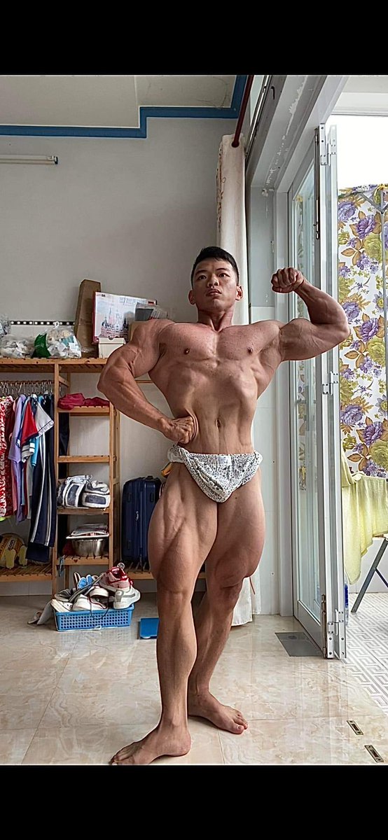 muscle lover (@avartar112) on Twitter photo 