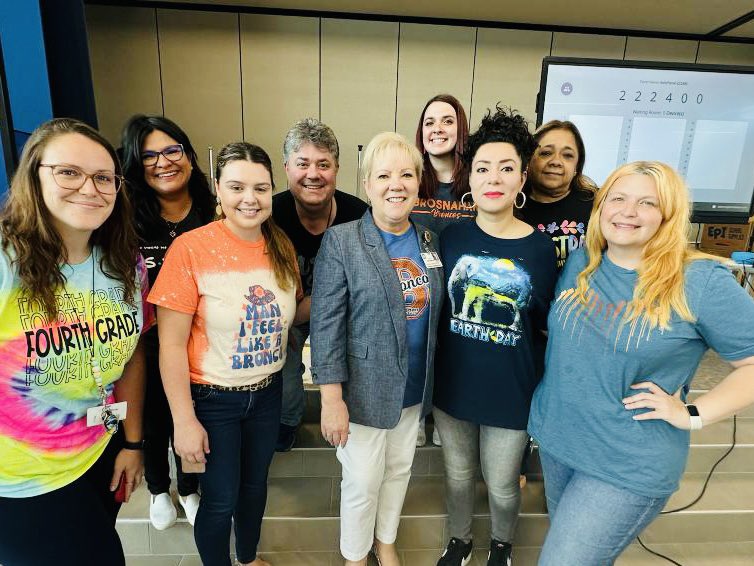 Ms. Cronin tweet media