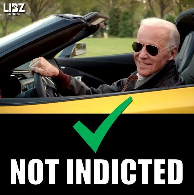 𝔼𝕝𝕠𝕟 𝕋𝕣𝕦𝕞𝕡 tweet media