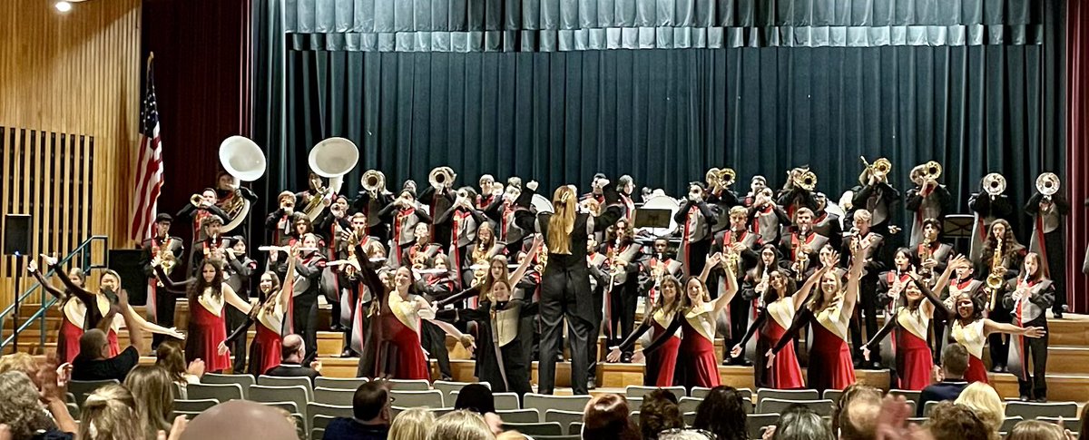 Our2024Seniors's tweet photo. This morning, Penncrest Band kicked off the school year for our RTMSD staff... such an impressive group of talented students (including many of our seniors)!  
The countdown has begun, SENIOR YEAR, here we come... looking forward to an amazing year - it's going to be GREAT!!! https://t.co/ex3hL8VKdT