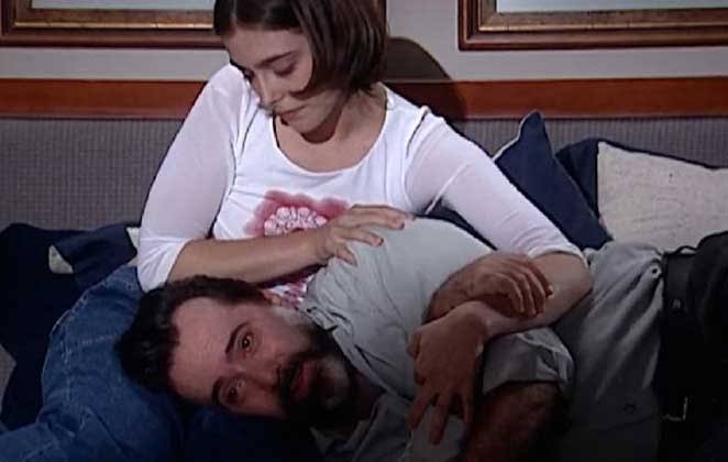 GiuliMedrado's tweet photo. Fico ofendissisima quando falam que Manoel Carlos nunca escreveu um homem que prestasse esquecendo do Miguel de Laços de Família o homem mais digno da história. https://t.co/qs1OzbA1r0