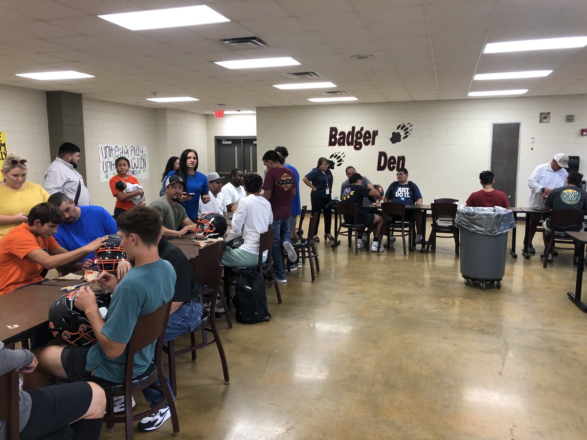 Chuck Cook tweet media