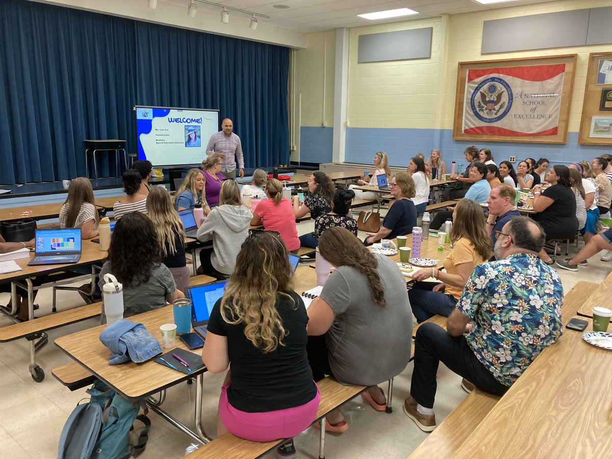 darnestownes's tweet photo. The Darnestown Staff is back together! Today we enjoyed reuniting with returning staff and welcoming new team members. Now the work begins! https://t.co/crIabhRoRT