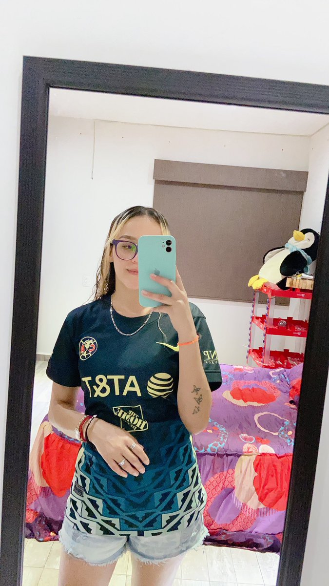 🦅💛💙