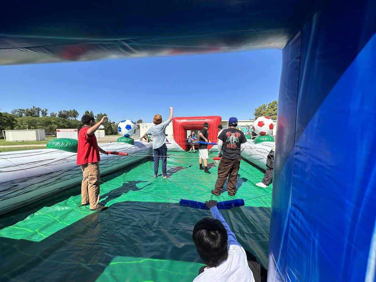 blarkinvida's tweet photo. We had a blast connecting and playing on the field at #CampVIDA! What a fun day! @VIDASHARKS #WeAreVIDA https://t.co/cYGBXujc9s
