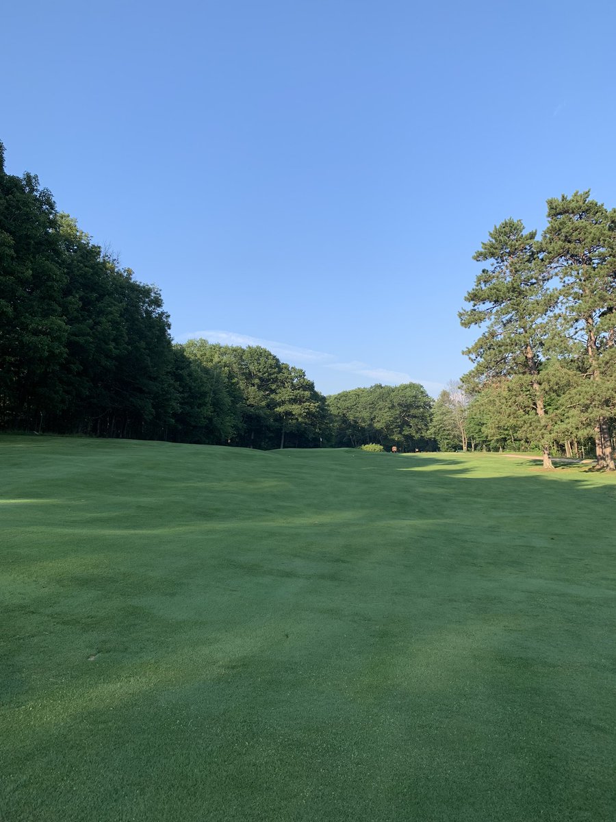 Geiss_Golf21's tweet photo. @PatCCraig @the_fried_egg @troutlake_golf The best!!! https://t.co/gDmgDwD7pI