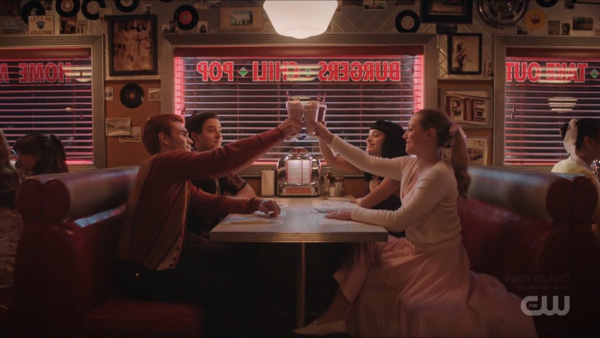 RiverdaleDark's tweet photo. "Until then, have a good night.”

#riverdale https://t.co/8ogtDzN1V5