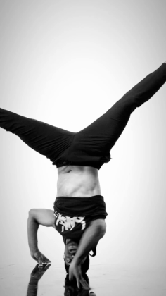 Panic 39 clothing tweet media