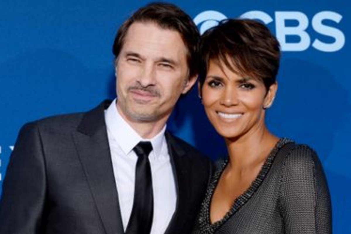 #HalleBerry Will Pay $8,000 a Month in Child Support to #OlivierMartinez After Finalizing Divorce.
