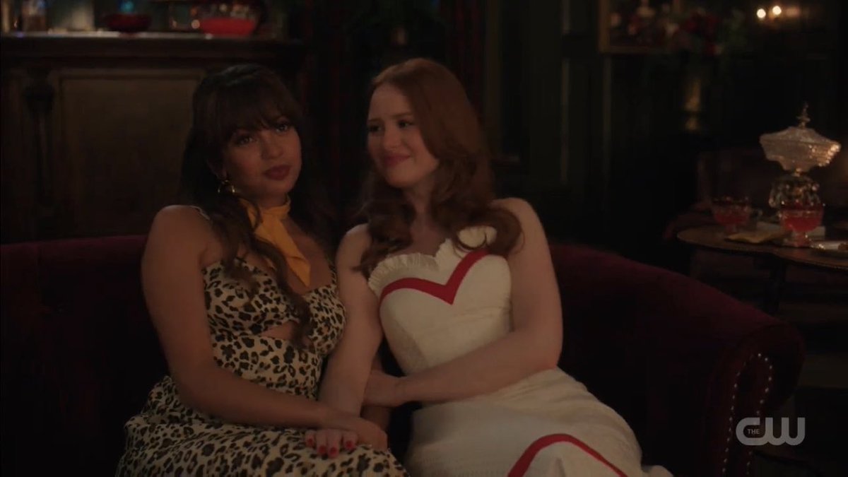 lovemesometopaz's tweet photo. chonis have been through it nonstop for half a decade but it was all worth it bc we got the best ending and the last laugh. goodbye riverdale❤️‍🩹 https://t.co/JCK89Byd2f