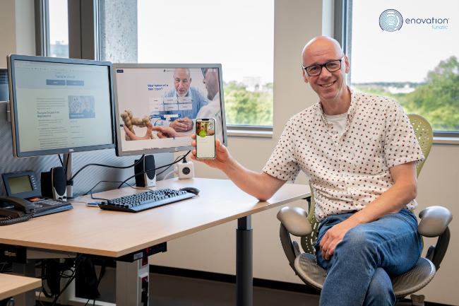 FunaticNL's tweet photo. De digitale voordeur van het HagaZiekenhuis heeft een nieuwe frisse look gekregen: de websites en de Mijn Haga Mobiele App kregen een make over voormalig LangeLand ziekenhuis is nu integraal onderdeel geworden als HagaZiekenhuis Zoetermeer. https://t.co/YInut630gZ https://t.co/CI00abKlMb